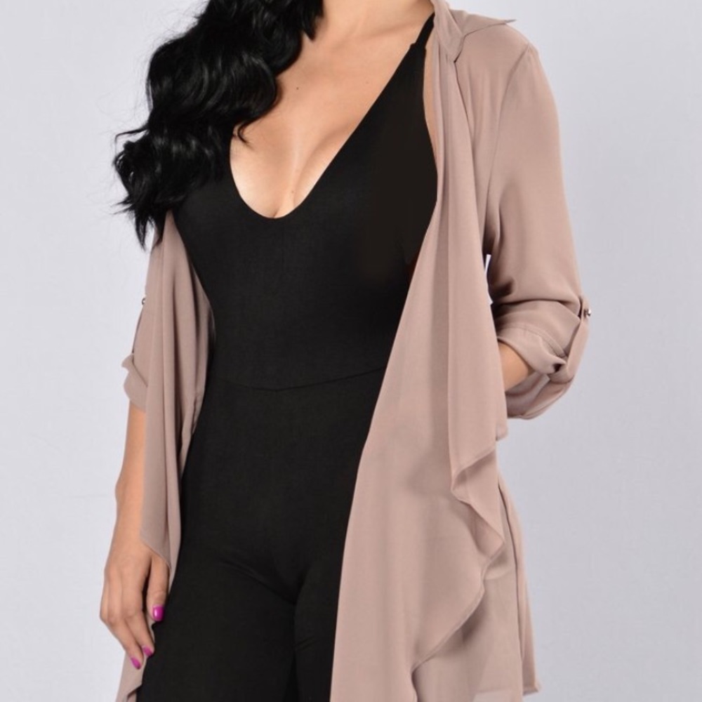 COPY - Chiffon Feather Jacket with Pockets